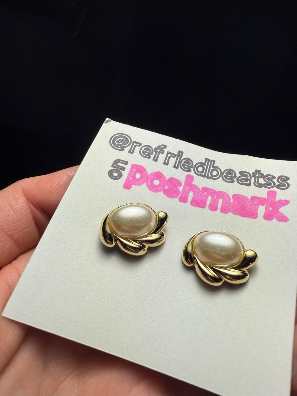 Art & Accessories - Earrings